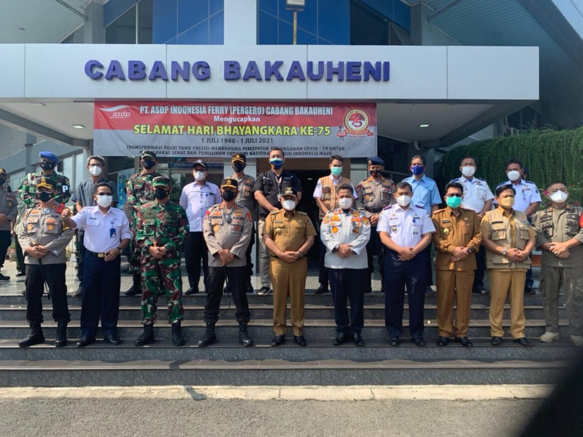 Mulai Hari Ini, Polda Lampung Lakukan Penyekatan Pengendara yang akan ke Pulau Jawa melalui Pelabuhan Bakauheni*