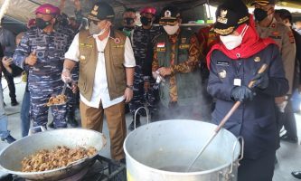 Gubernur Dan Walikota Bandar Lampung Menghadiri Peresmian Dapur Umum Lapangan