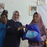 DKP Provinsi Lampung Bersama Alumni Fakultas Kedokteran UI Gelar Bakti Sosial Pelayanan Kesehatan Bagi Anak dan Nelayan.