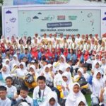 Riana Sari Arinal Dampingi Ibu Iriana Joko Widodo Bermain Bersama Siswa Sekolah Dasar Dalam Rangkaian Kegiatan Bersama OASE KIM.