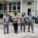 Jaga Kekhusyukan Solat Jumat, Polwan Polresta Bandar Lampung Laksanakan Pengamaman di Masjid*