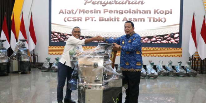 Pemprov Lampung Menerima Bantuan Mesin Pengolahan Kopi dari PT. Bukit Asam, Tbk