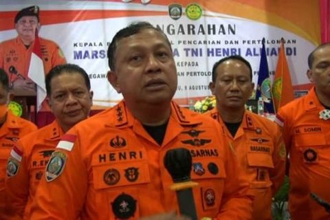 TNI Bersikeras Dugaan Suap Kepala Basarnas Diadili di Peradilan Militer,