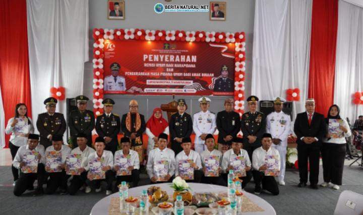 HUT RI Ke-79 RI, PJ. Gubernur Lampung Serahkan Remisi Umum Bagi Narapidana.