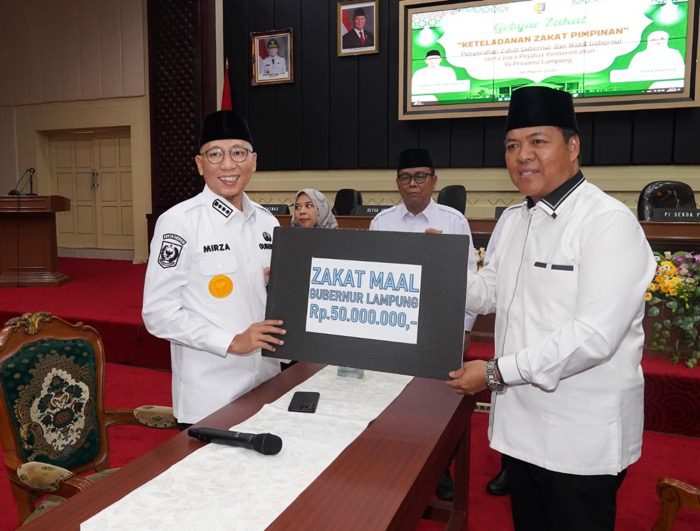 Rahmat Mirzani Tunaikan Zakat Fitrah dan Zakat Mal Melalui Baznas