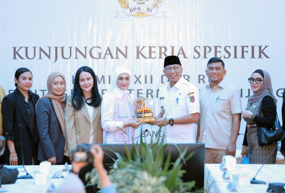 Gubernur Mirza Terima Kunjungan Kerja Spesifik Komisi XII DPR RI dalam Rangka Monitoring Kesiapan PT. Pertamina Patra Niaga