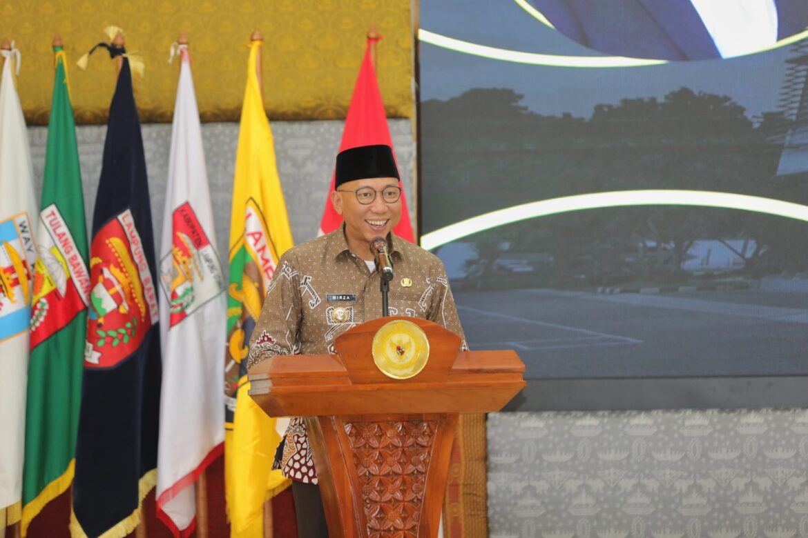 Gubernur Mirza Imbau ASN dan Karyawan Salurkan Zakat Melalui BAZNAS