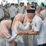 Halal Bihalal Pemprov Lampung, Gubernur Mirza Berharap Etos Kerja ASN dalam Memberi Pelayanan ke Masyarakat Meningkat pasca Menjalankan Ibadah Puasa dan Lebaran Halal Bihalal Pemprov Lampung, Gubernur Mirza Berharap Etos Kerja ASN dalam Memberi Pelayanan ke Masyarakat Meningkat pasca Menjalankan Ibadah Puasa dan Lebaran