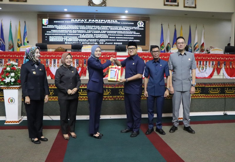 Pemprov Lampung Dorong Transparansi dan Investasi Lewat Dua Raperda Strategis
